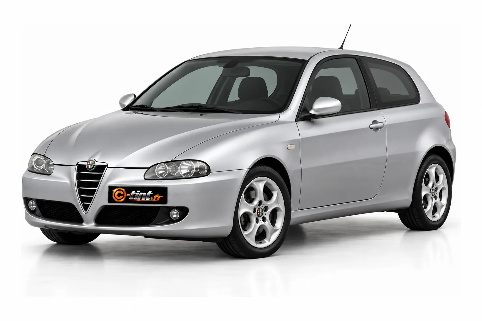 Kit vitre teintée Alfa Romeo 147 – Phase 1, 3 portes, 2000–2005 — vue trois-quarts avant