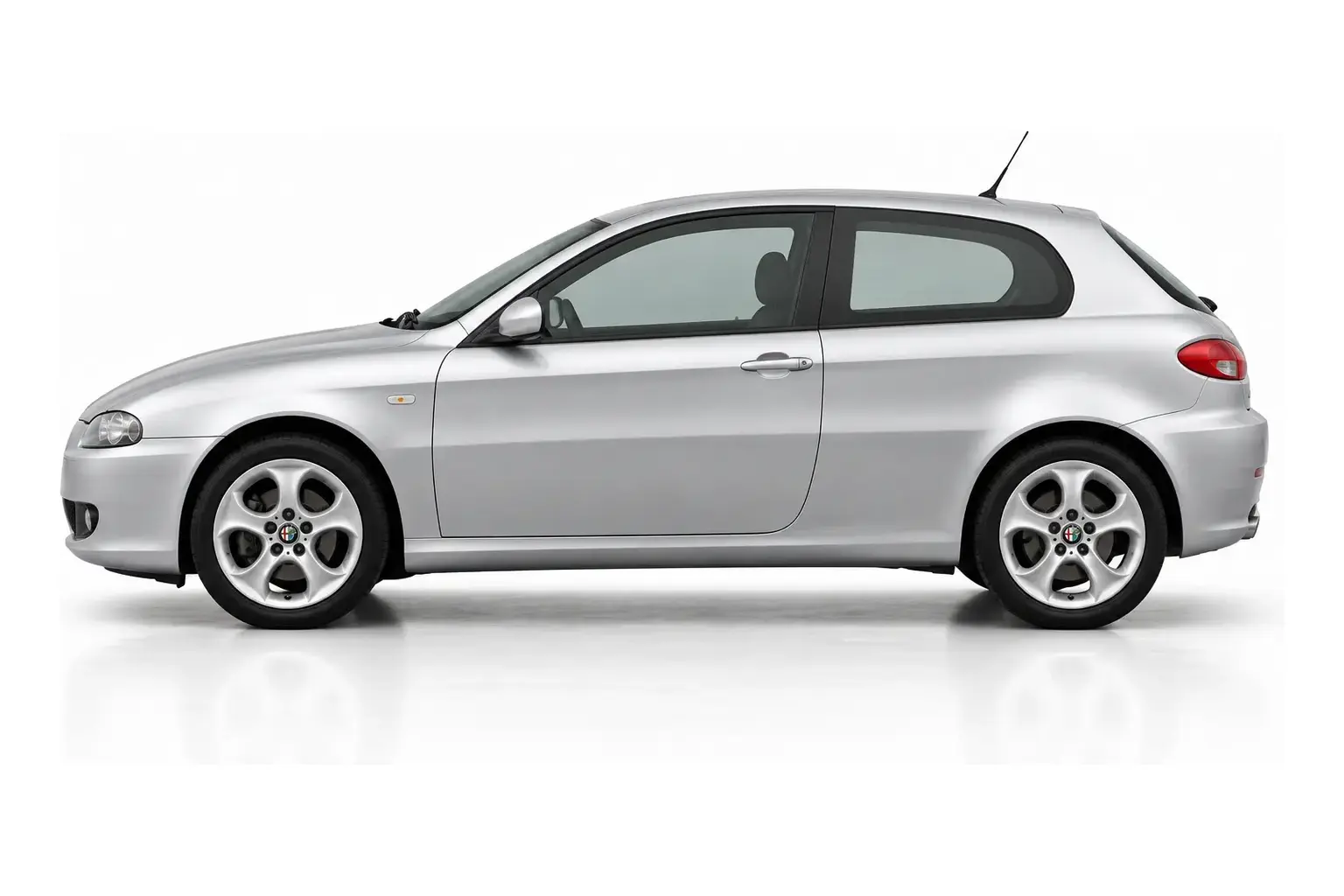 Kit vitre teintée Alfa Romeo 147 – Phase 1, 3 portes, 2000–2005 — vue de profil