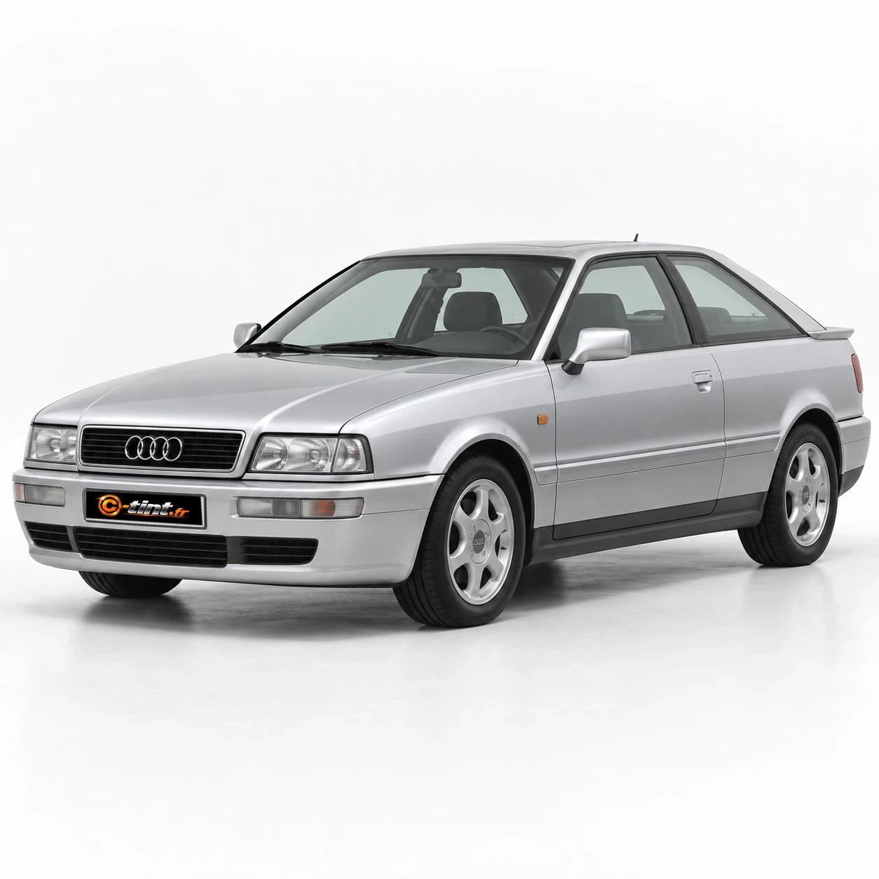 Audi Coupé Coupé — génération 8B, 1995, Coupé 2 portes, argent — vue trois-quarts avant