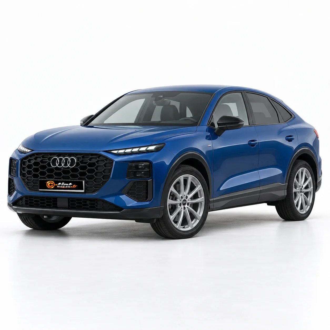 Audi Q3 Génération 3 — Sportback — coupé, 2026, SUV / 4x4 5 portes, bleu — vue trois-quarts avant