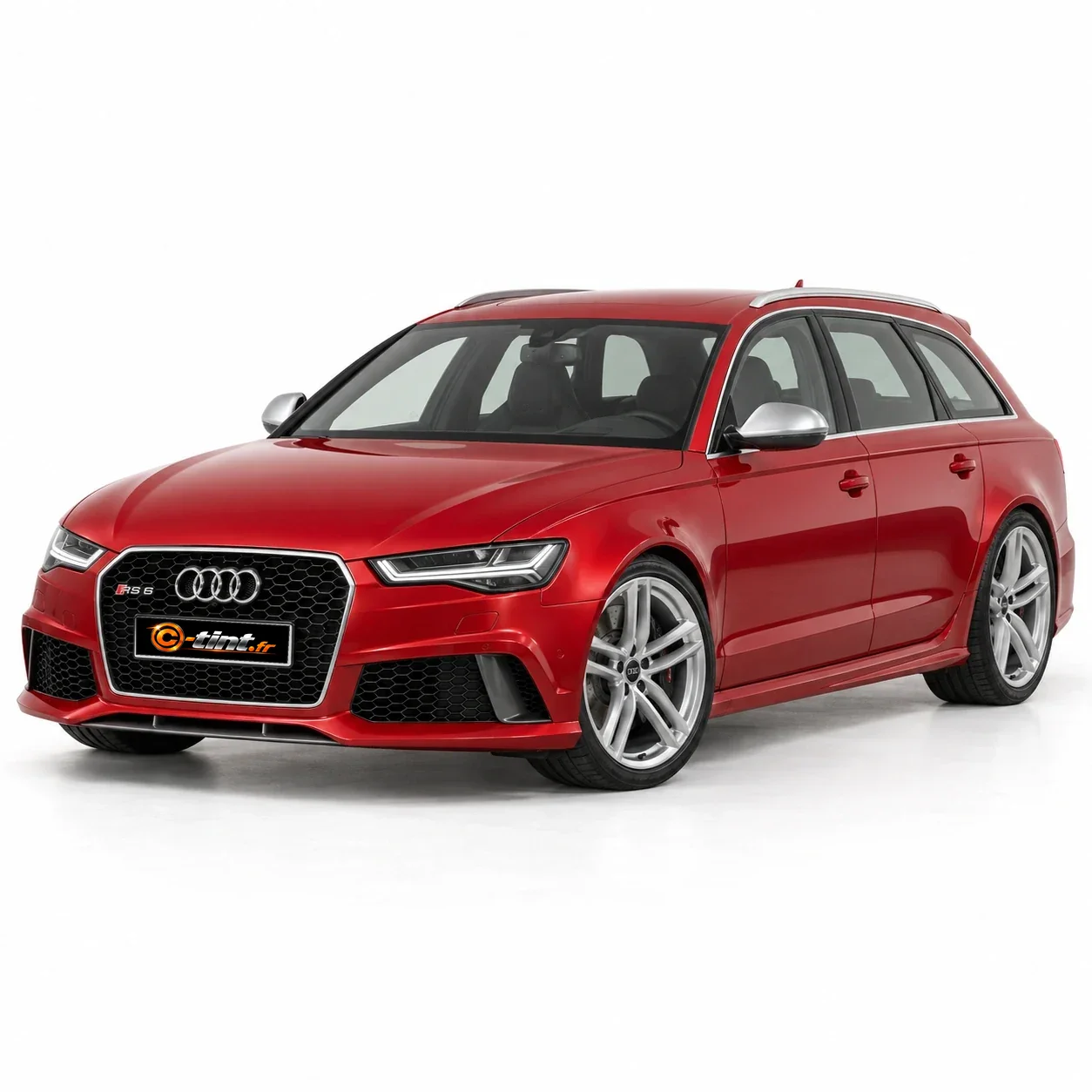 Audi RS6 Génération 3 — Avant, 2015, Break 5 portes, rouge — vue trois-quarts avant