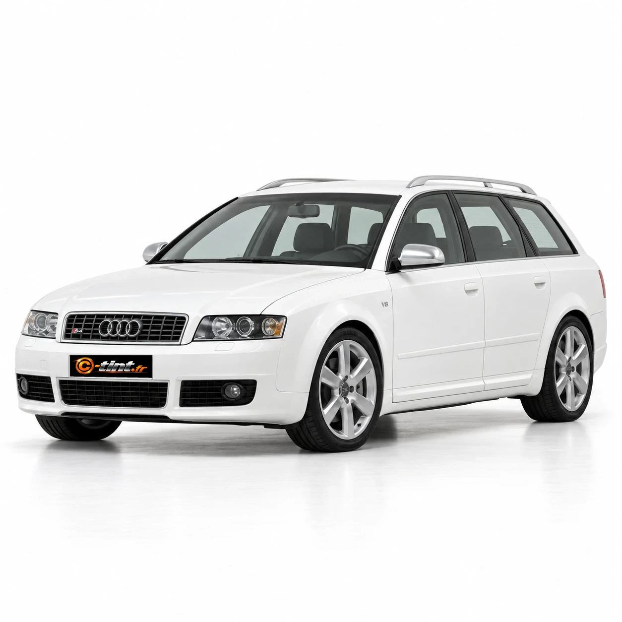 Audi S4 Génération 2 — Avant, 2004, Break 5 portes, blanc — vue trois-quarts avant
