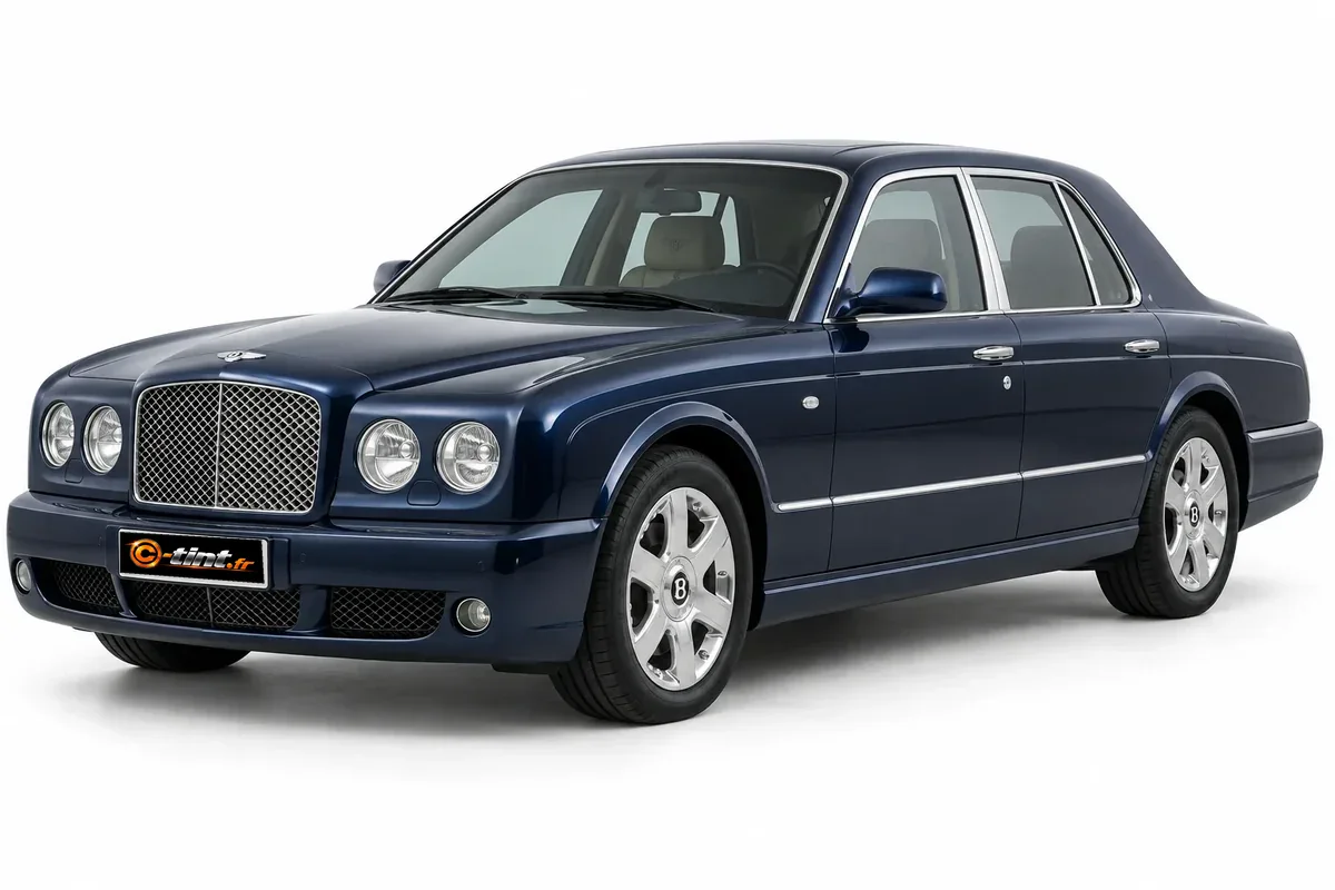 Bentley Arnage Berline, 2005, Berline 4 portes, bleu nuit métallisé — vue trois-quarts avant