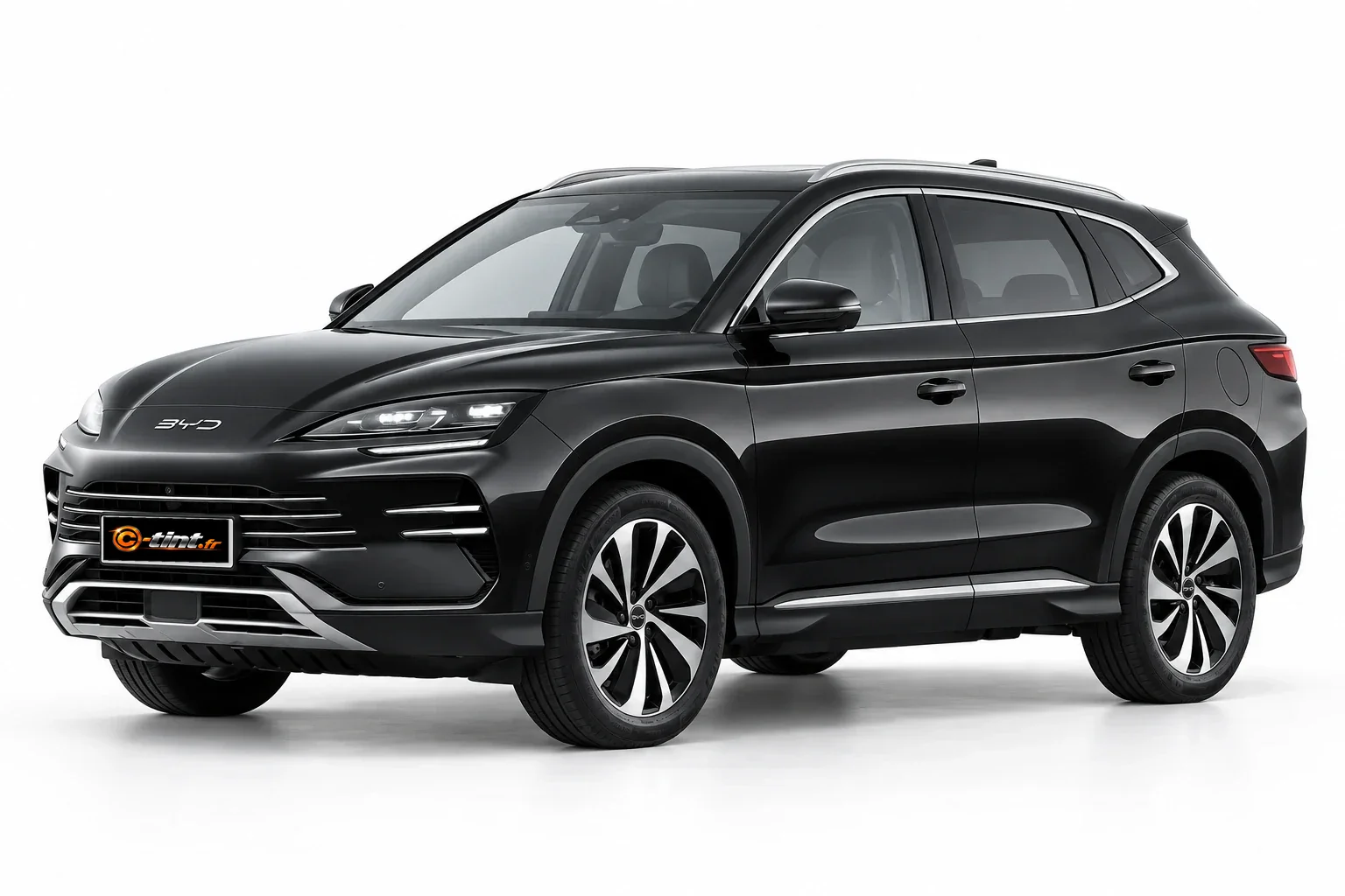 BYD SEAL U DM-i — hybride rechargeable, 2025, SUV 5 portes, noir métallisé — vue trois-quarts avant