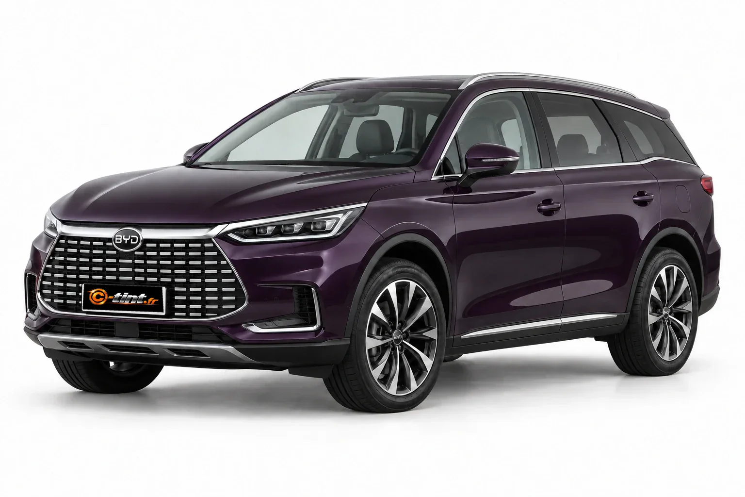 BYD TANG Électrique — avant restylage, 2023, SUV 7 places 5 portes, violet aubergine foncé métallisé — vue trois-quarts avant