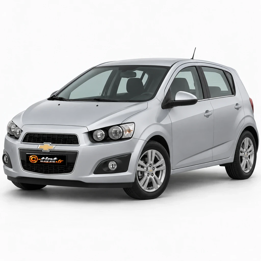 Chevrolet Aveo KL1T — Génération 2, 5 portes — vue trois-quarts avant