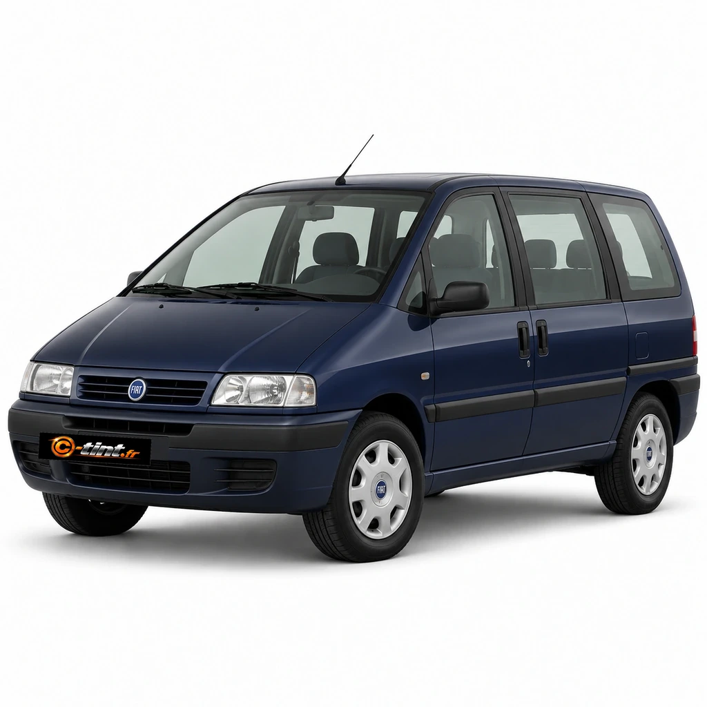 Fiat Ulysse Génération non codée, monospace (4 portes) — vue trois-quarts avant