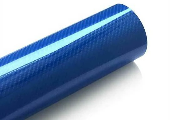 Rouleau de film covering carbone bleu brillant