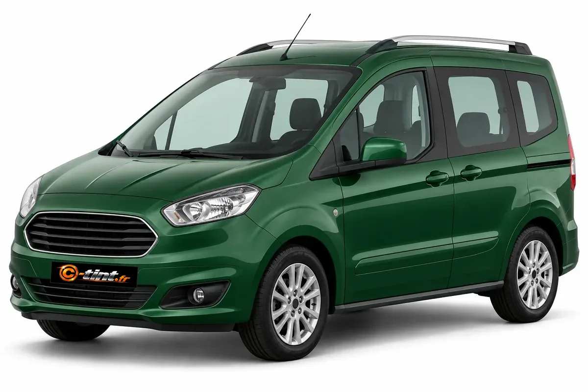 Ford Tourneo Courier Génération 1 · Tourneo 5 portes — vue trois-quarts avant