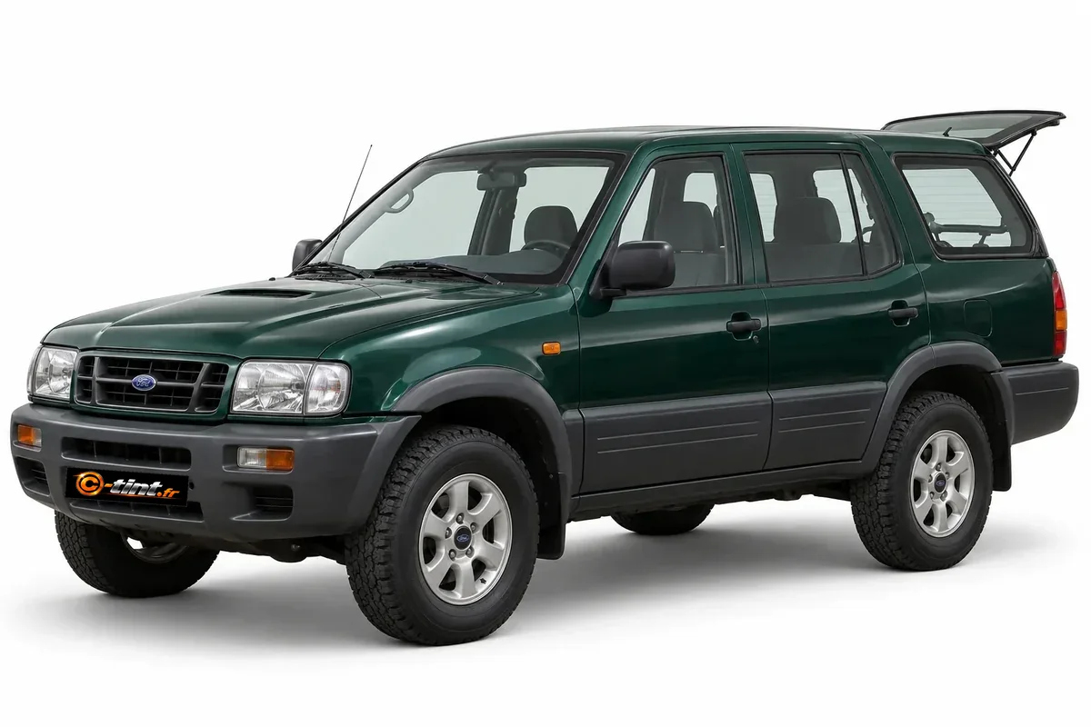Ford Maverick Génération 2 · lunette arrière décrochée · SUV 5 portes — vue trois-quarts avant