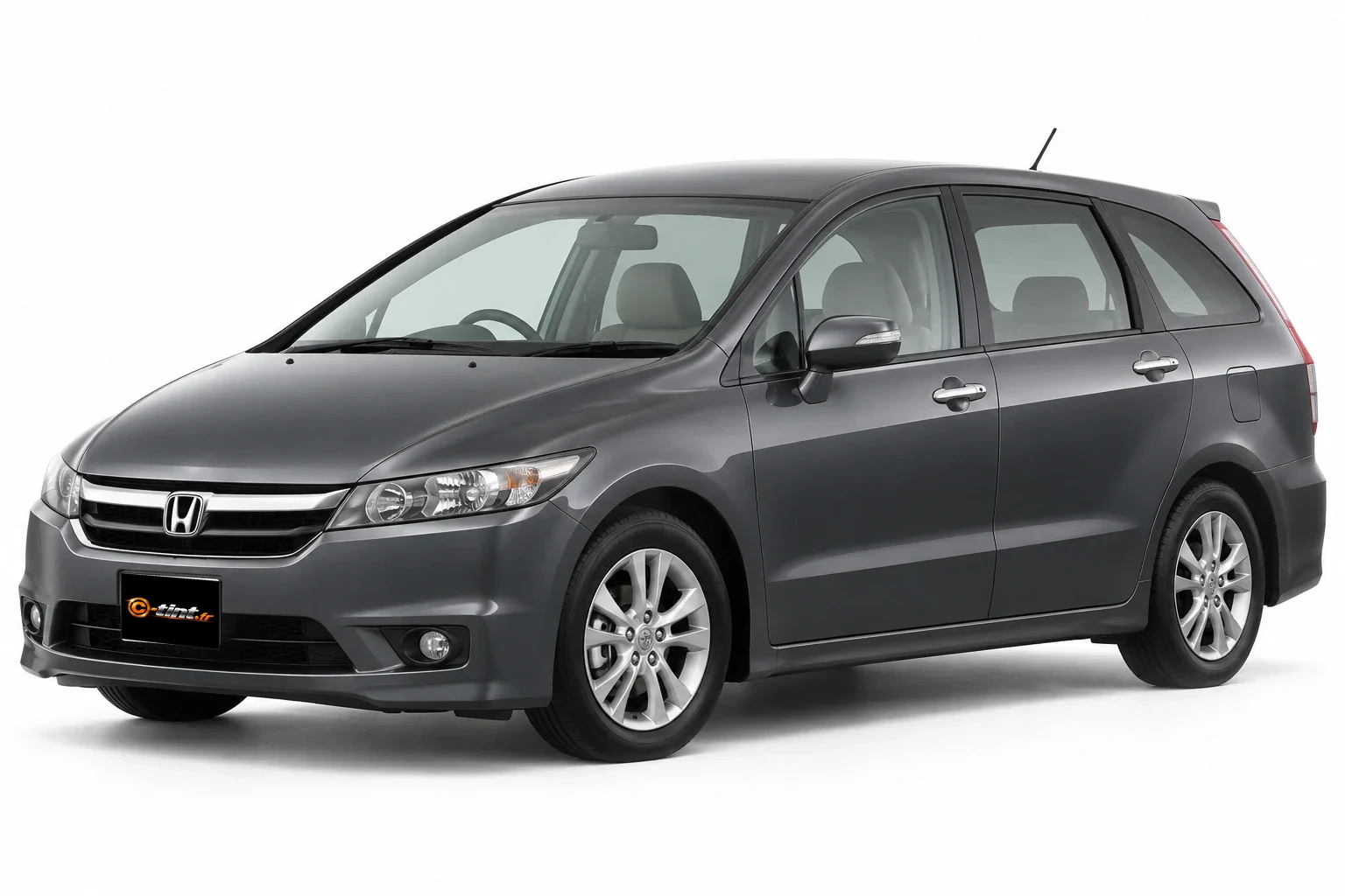 Honda Stream RN6–RN9 — Génération 2, Monospace (5 portes) — vue trois-quarts avant