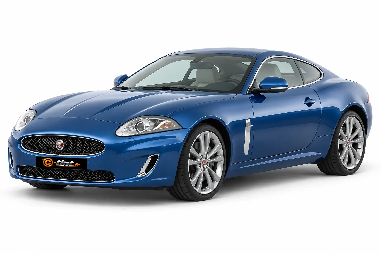 Jaguar XK X150 · Coupé · Coupé 2 portes — vue trois-quarts avant