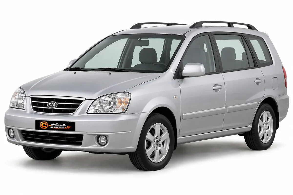 Kia Carens RS · Génération 1 · phase 2 · monospace 5 portes · Monospace · 5 portes — vue trois-quarts avant