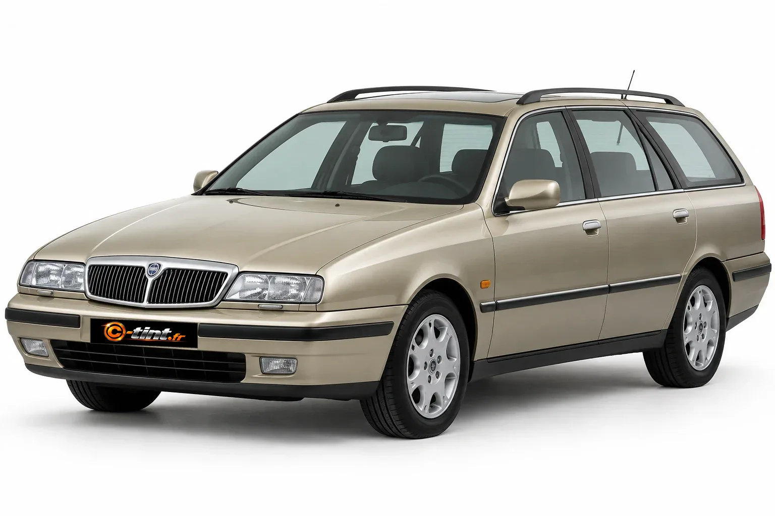 Lancia Kappa 838 · SW Break 5 portes · Break · 5 portes — vue trois-quarts avant