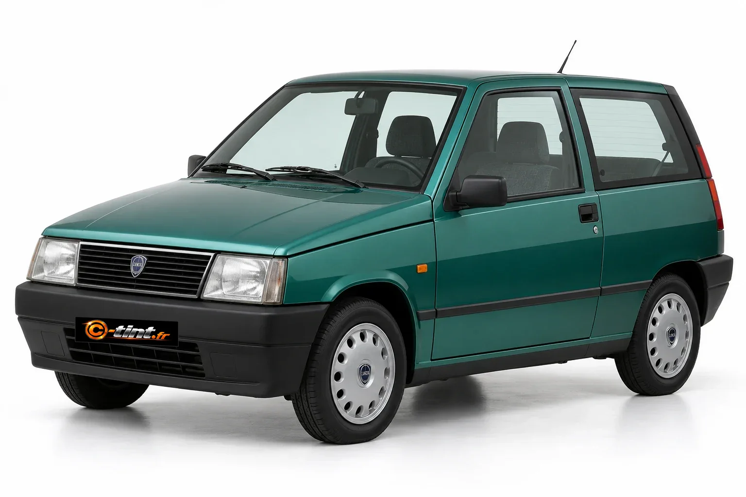 Lancia Y10 Y10 · Génération 3 · 3 portes · Citadine · 3 portes — vue trois-quarts avant