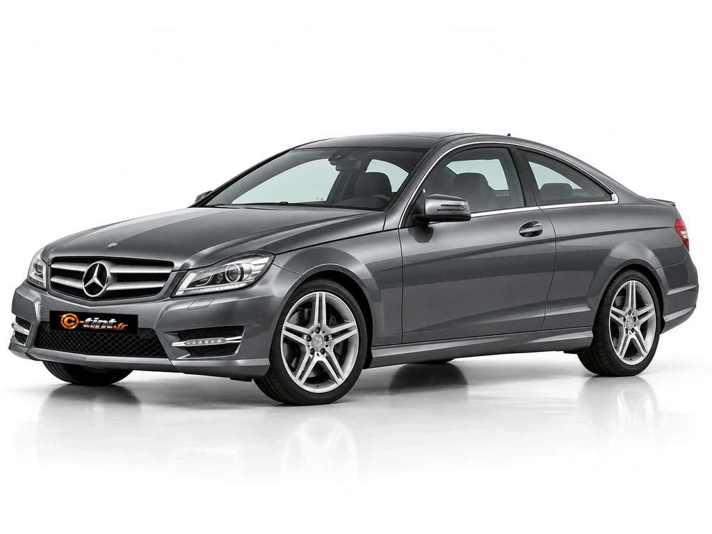 Mercedes-Benz Classe C C204 — Génération 3 — Coupé · Coupe · 2 portes — vue trois-quarts avant
