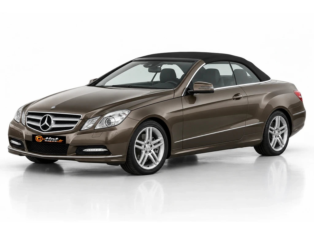 Mercedes-Benz Classe E A207 — Génération 4 — Cabriolet · Cabriolet · 2 portes — vue trois-quarts avant