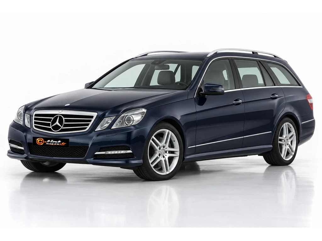 Mercedes-Benz Classe E S212 — Génération 4 — Break · Break · 5 portes — vue trois-quarts avant