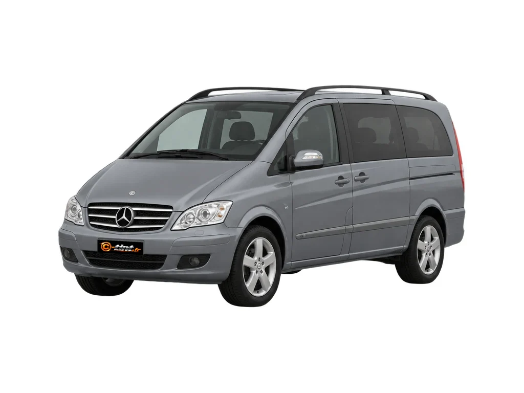 Mercedes-Benz Viano W639 — Génération 1 — Compact — 1 porte latérale,2 vitres ouvrantes droite et gauche latérales & hayon · Compact · 4 portes — vue trois-quarts avant
