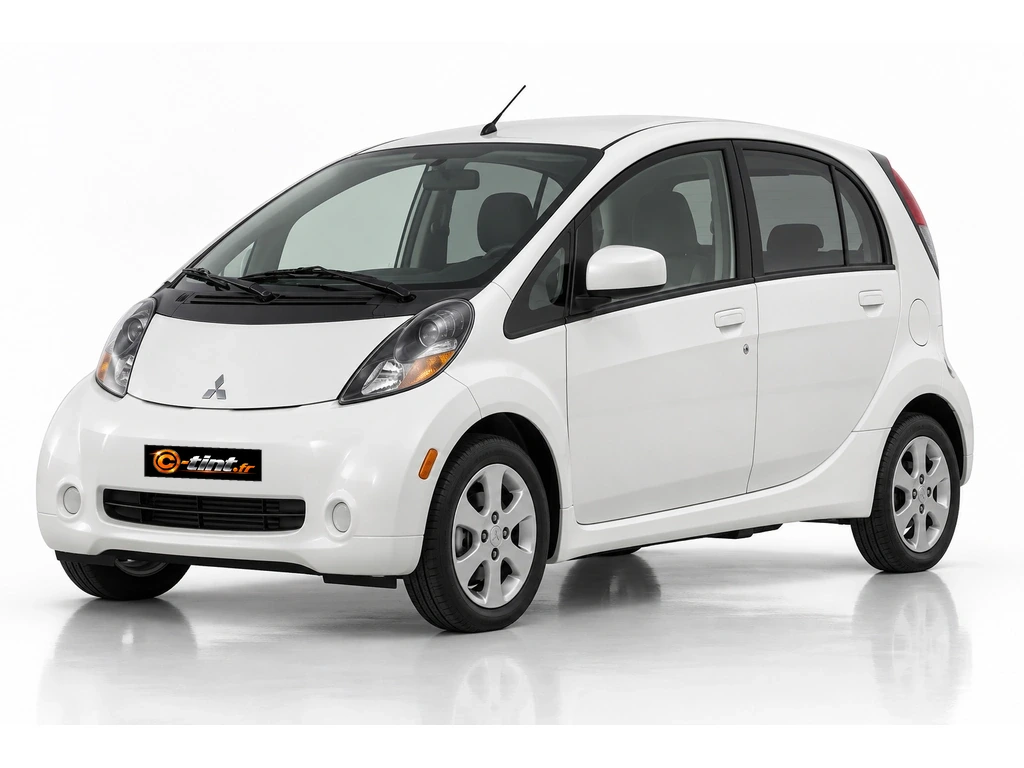 Mitsubishi i-Miev HA0/HAV · Compacte à hayon · 5 portes — vue trois-quarts avant vers la gauche