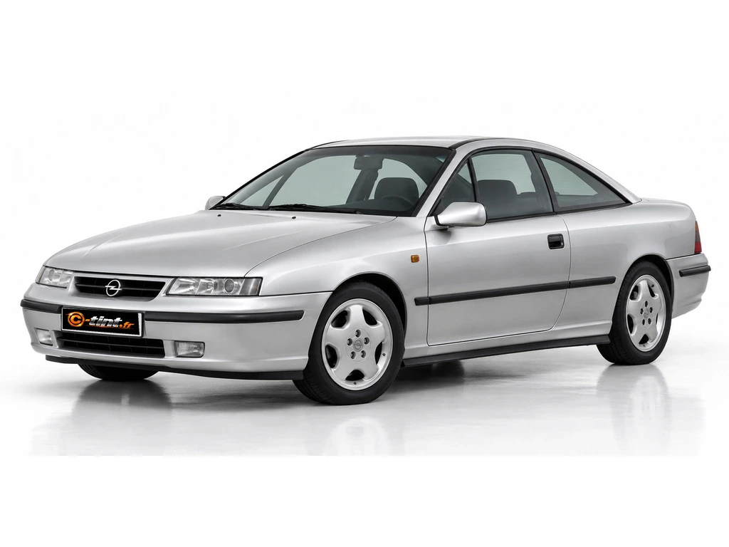 Opel Calibra A — Coupé · Coupé · 3 portes — vue trois-quarts avant vers la gauche