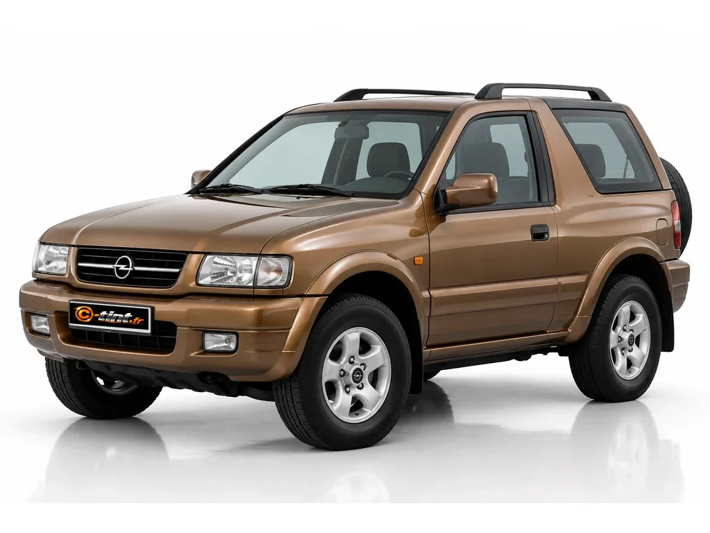 Opel Frontera B — Sport — 3 portes · SUV · 3 portes — vue trois-quarts avant vers la gauche