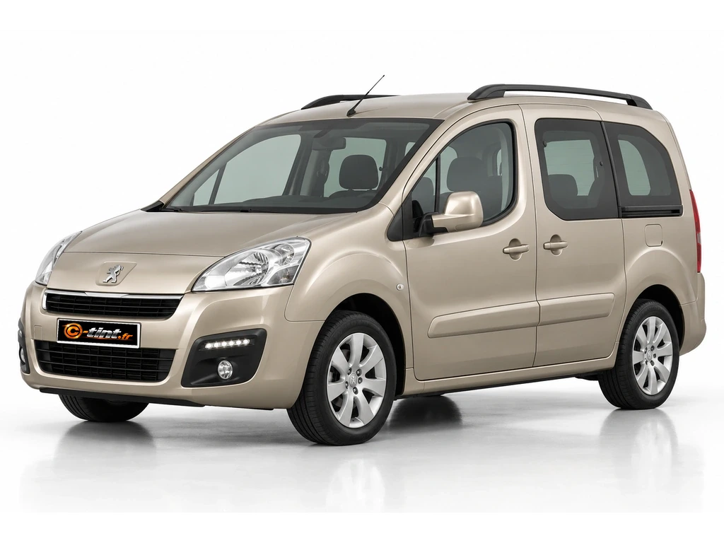 Peugeot Partner B9 — Tepee — 1 porte latérale coulissante · Monospace · 4 portes — vue trois-quarts avant vers la gauche