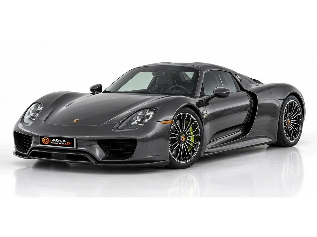 Porsche 918 Spyder · Cabriolet · 2 portes — vue trois-quarts avant vers la gauche