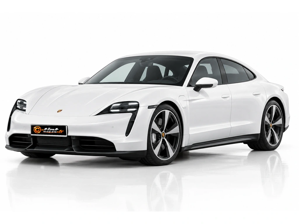 Porsche Taycan Y1A/Y1B — Génération 1 — Berline · Berline · 4 portes — vue trois-quarts avant vers la gauche
