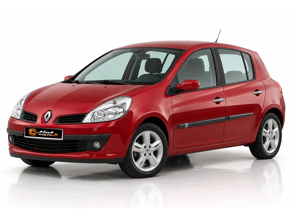 Renault Clio R — Génération 3 · Berline compacte · 5 portes — vue trois-quarts avant vers la gauche