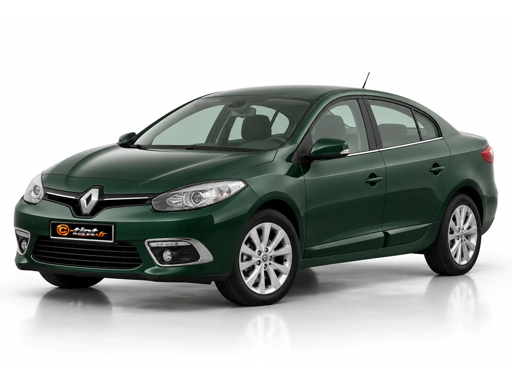Renault Fluence Z — Berline · Berline · 4 portes — vue trois-quarts avant vers la gauche