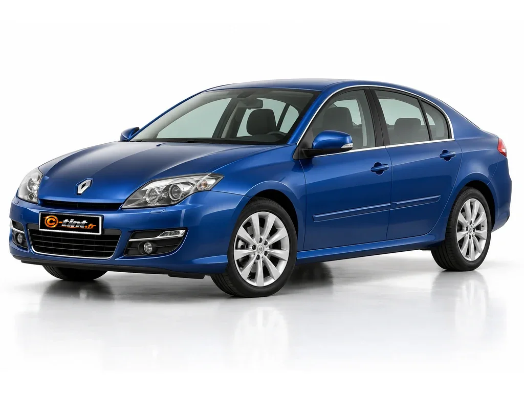 Renault Laguna T — Génération 3 · Berline à hayon · 5 portes — vue trois-quarts avant vers la gauche