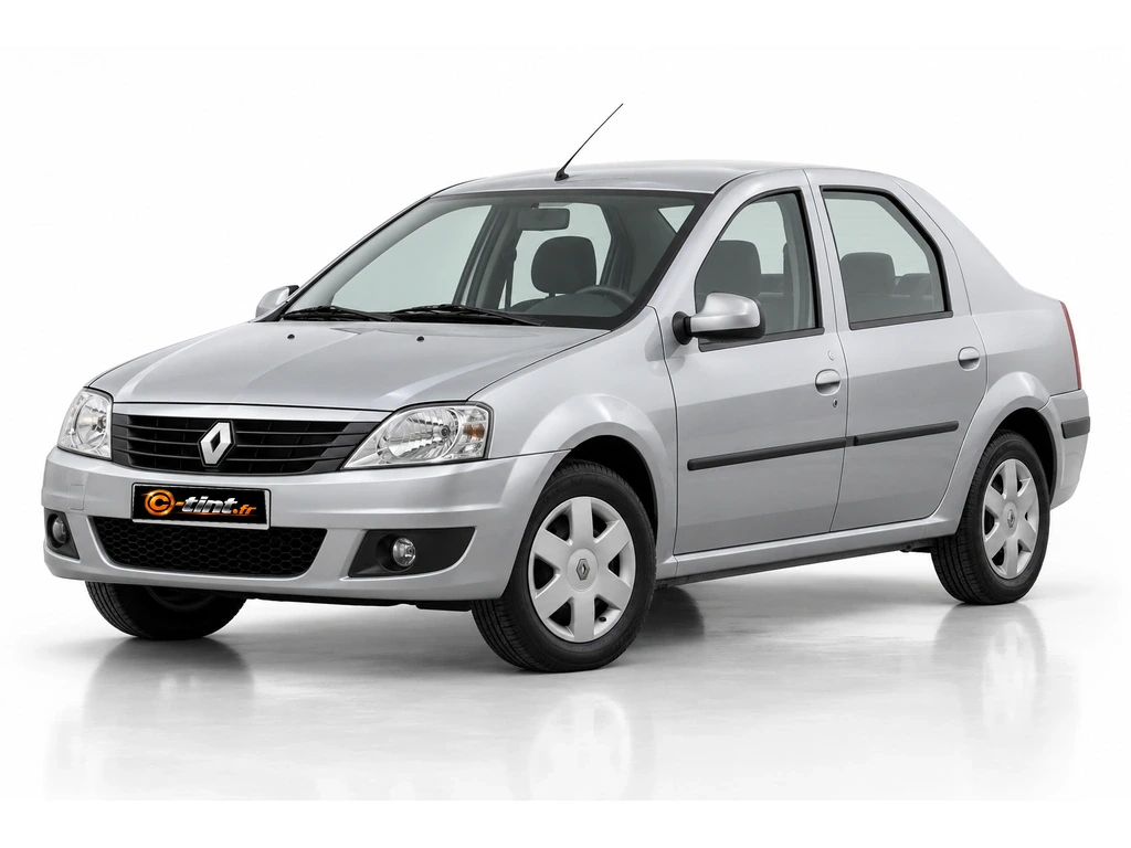 Renault Logan SD/SR — Génération 1 — Berline · Berline · 4 portes — vue trois-quarts avant vers la gauche