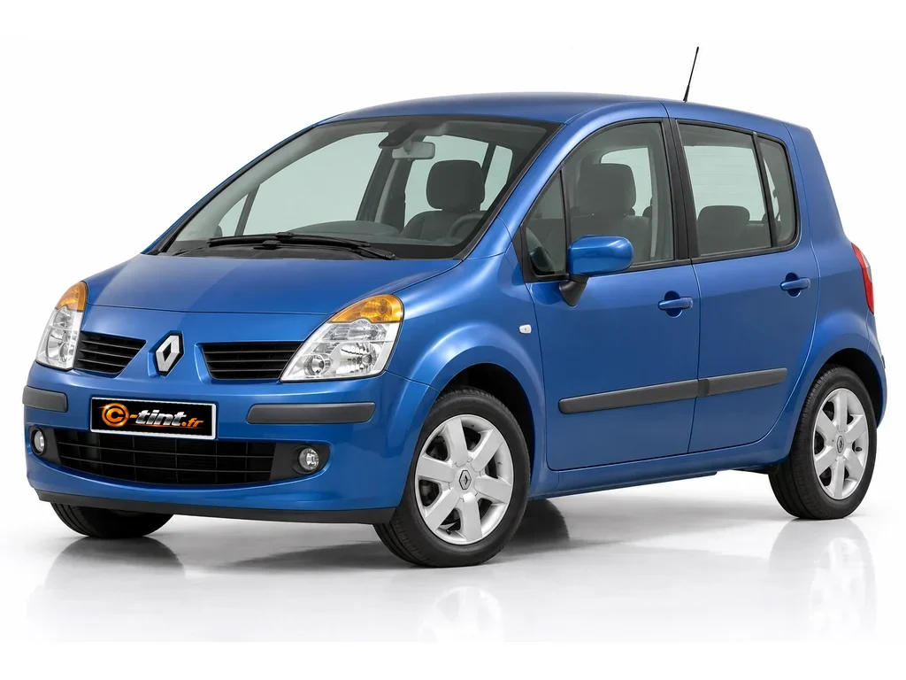 Renault Modus P — Génération 1 — ( phase 1 ) · Monospace · 5 portes — vue trois-quarts avant vers la gauche