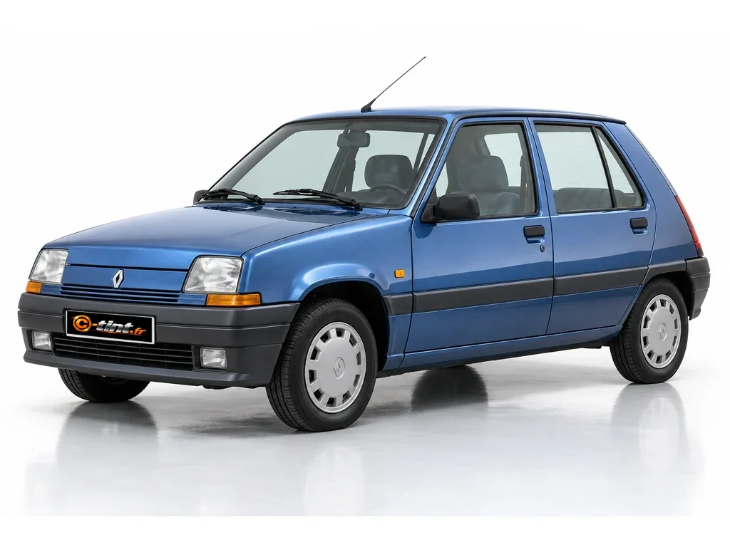 Renault Super 5 B-C40/F40 · Berline compacte · 5 portes — vue trois-quarts avant vers la gauche
