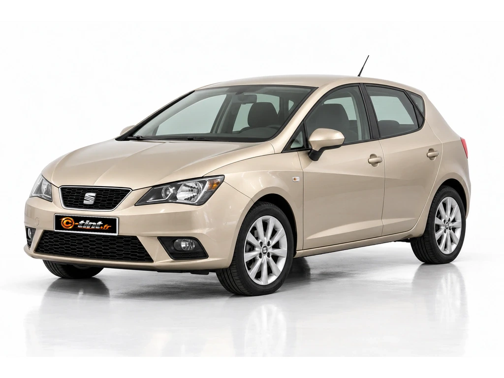 Seat Ibiza 6J/6JN — Génération 4 · Berline compacte · 5 portes — vue trois-quarts avant vers la gauche