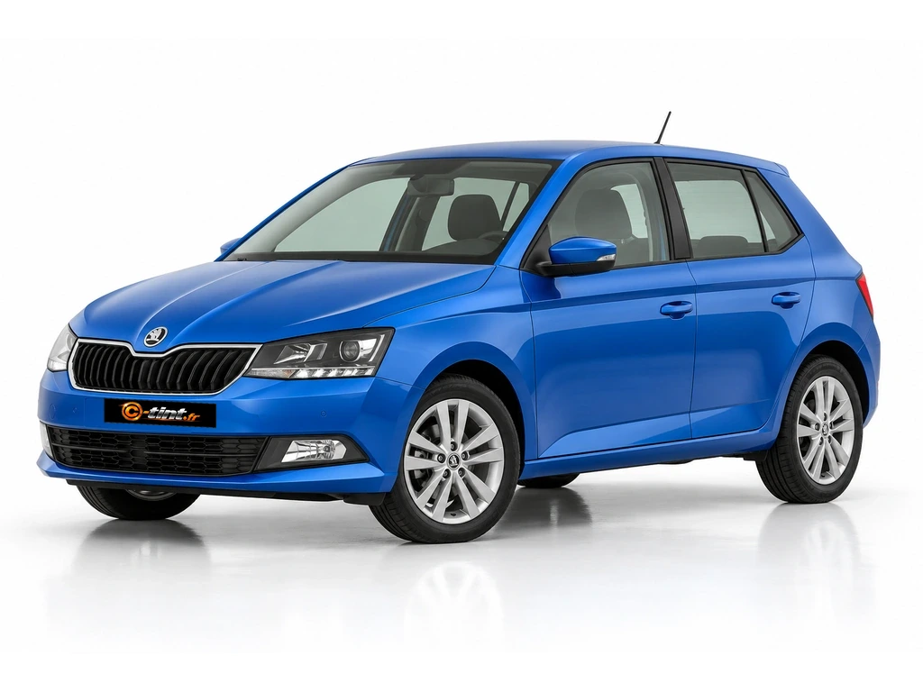 Skoda Fabia NJ — Génération 3 · Berline compacte · 5 portes — vue trois-quarts avant vers la gauche