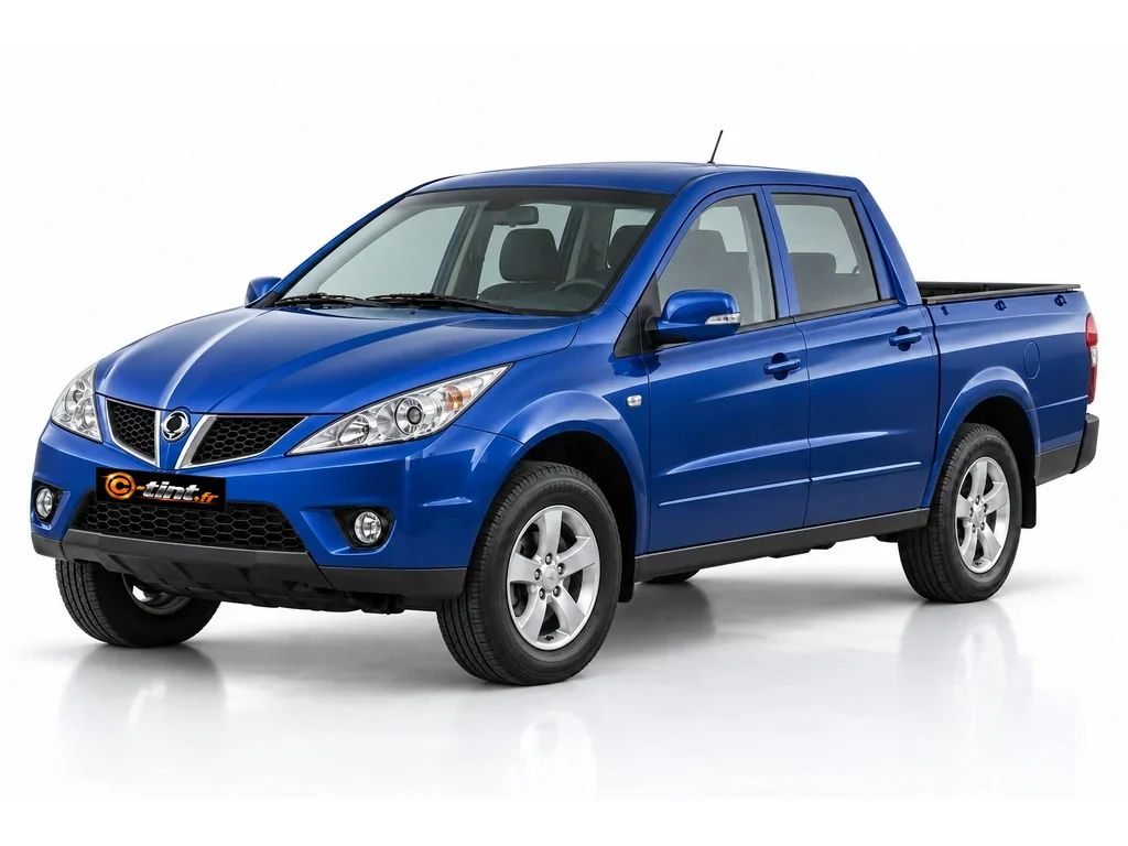 SsangYong Actyon QJ — Actyon Sports · Pick-up double cabine · 4 portes — vue trois-quarts avant vers la gauche