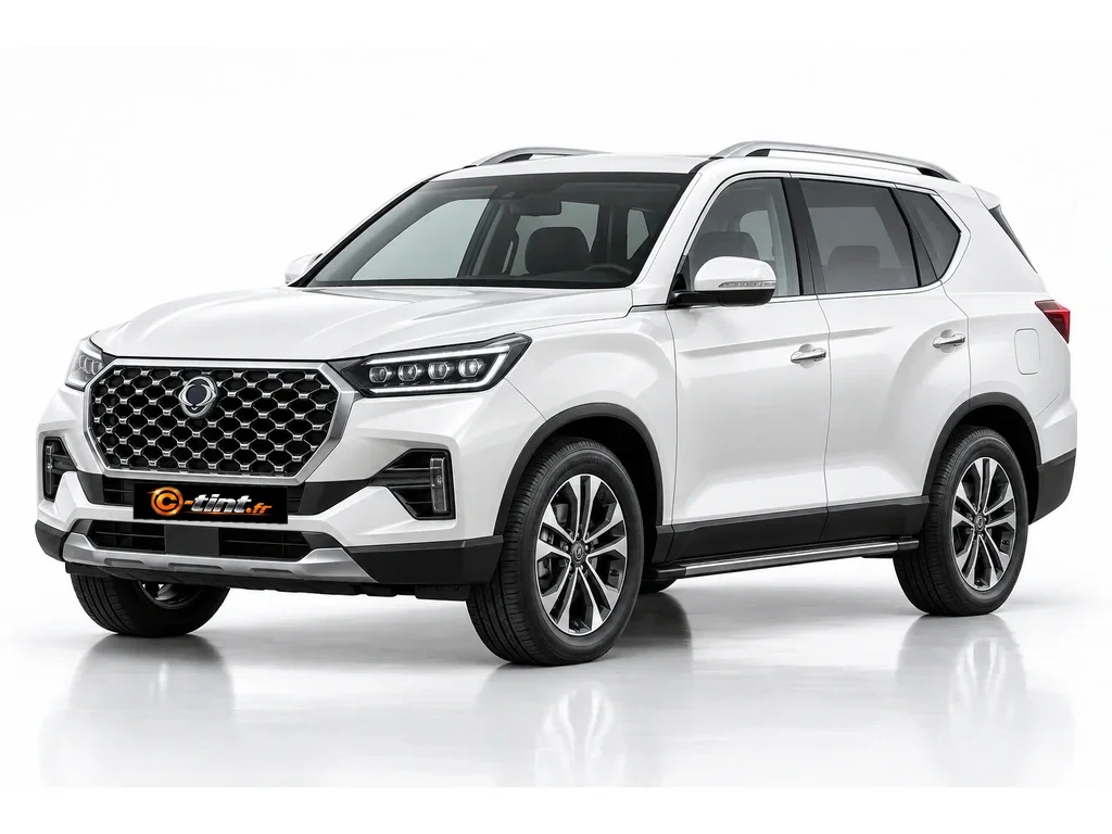 SsangYong Rexton Y400 — Génération 2 · SUV · 5 portes — vue trois-quarts avant vers la gauche