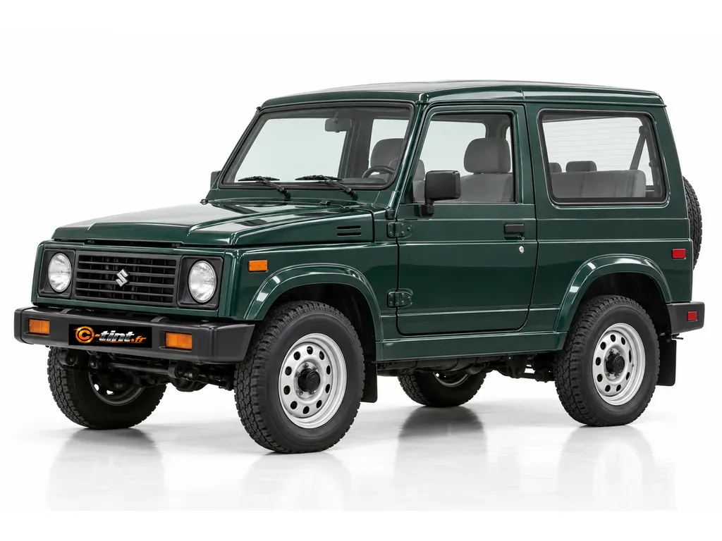 Suzuki Samurai SJ — Toit rigide · SUV · 3 portes — vue trois-quarts avant vers la gauche