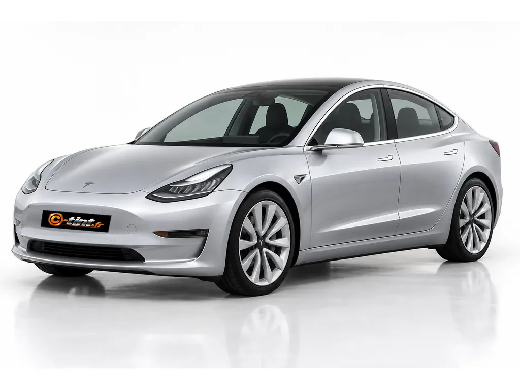 Tesla Model 3 Phase 1 — Kit standard · Berline · 4 portes — vue trois-quarts avant vers la gauche