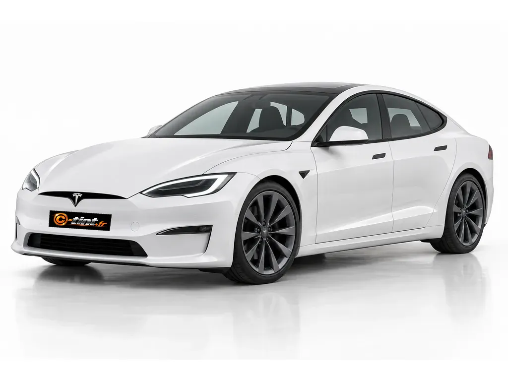Tesla Model S Phase 3 — Refresh · Berline à hayon · 5 portes — vue trois-quarts avant vers la gauche