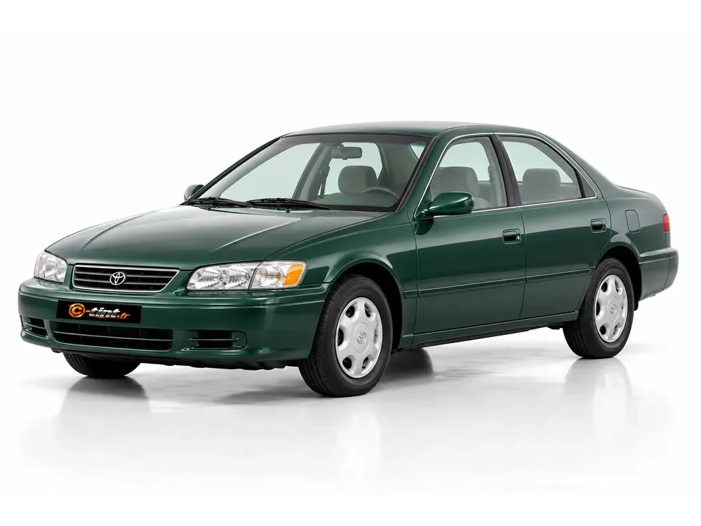 Toyota Camry XV20 — Génération 4 — Berline · Berline · 4 portes — vue trois-quarts avant vers la gauche