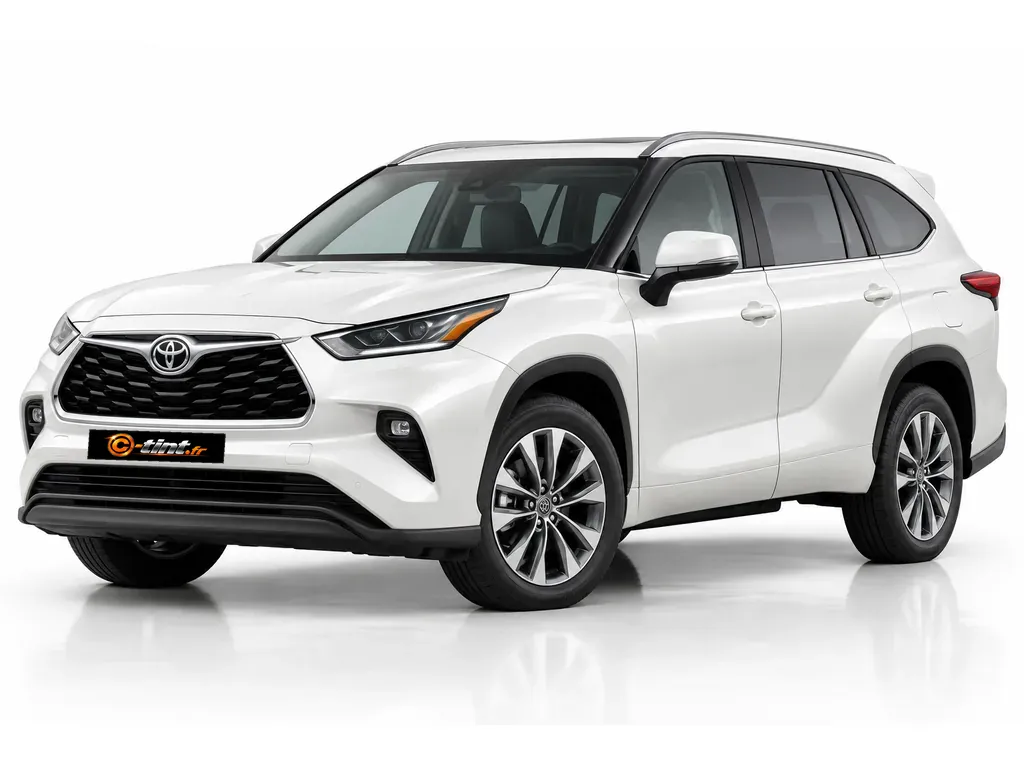 Toyota Highlander XU70 — Génération 4 · SUV · 5 portes — vue trois-quarts avant vers la gauche