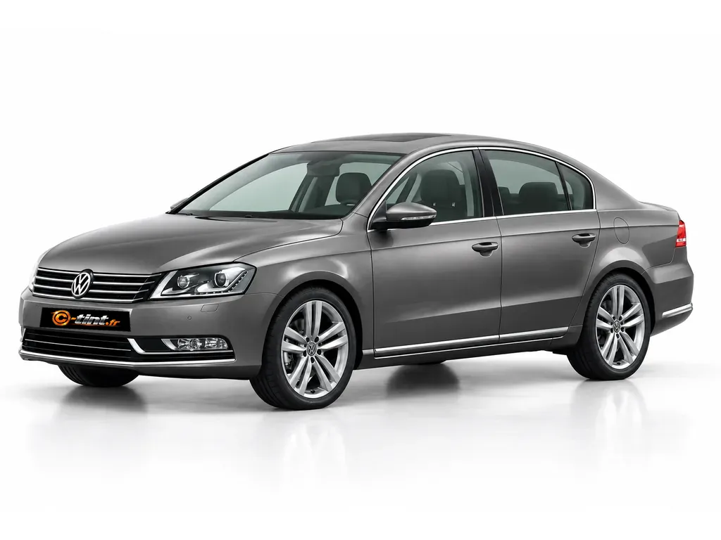 Volkswagen Passat B7 — Génération 7 — Berline · Berline · 4 portes — vue trois-quarts avant vers la gauche