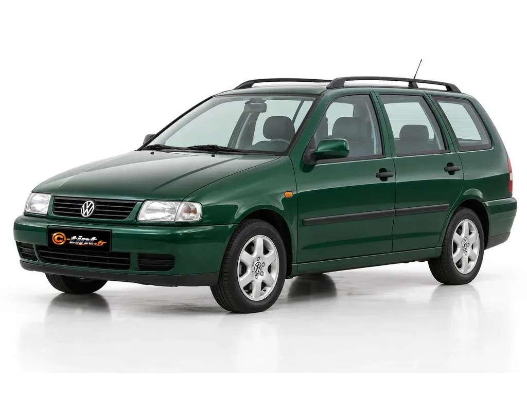 Volkswagen Polo 6KV — Génération 3 — Break · Break · 5 portes — vue trois-quarts avant vers la gauche