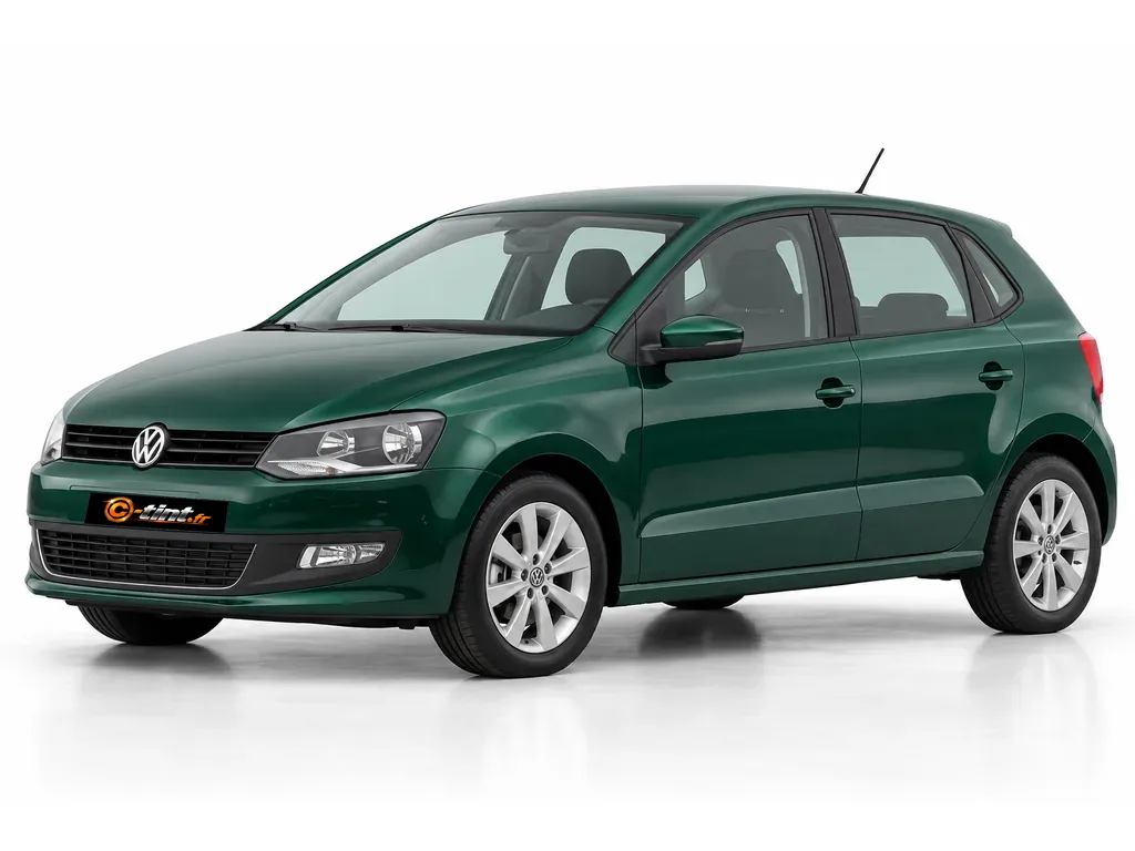 Volkswagen Polo 6R - 6C1 — Génération 5 · Compacte · 5 portes — vue trois-quarts avant vers la gauche