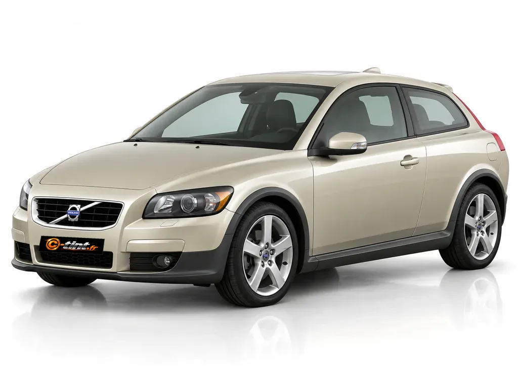 Volvo C30 M — Coupe · Coupé · 3 portes — vue trois-quarts avant vers la gauche