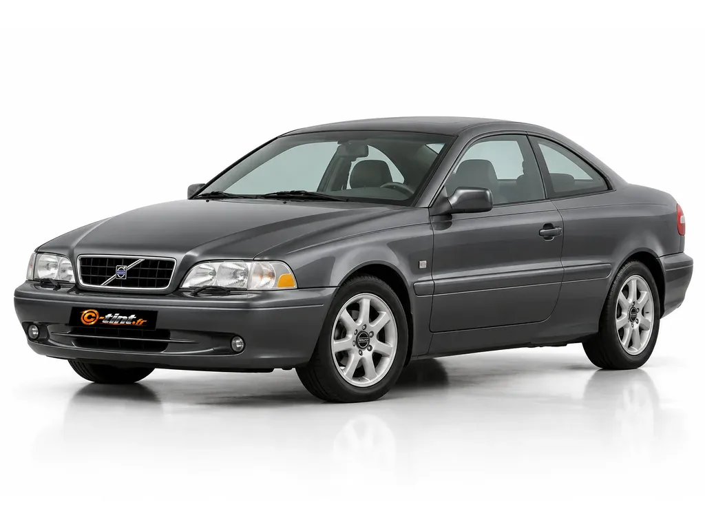 Volvo C70 N — Génération 1 — Coupe · Coupé · 2 portes — vue trois-quarts avant vers la gauche
