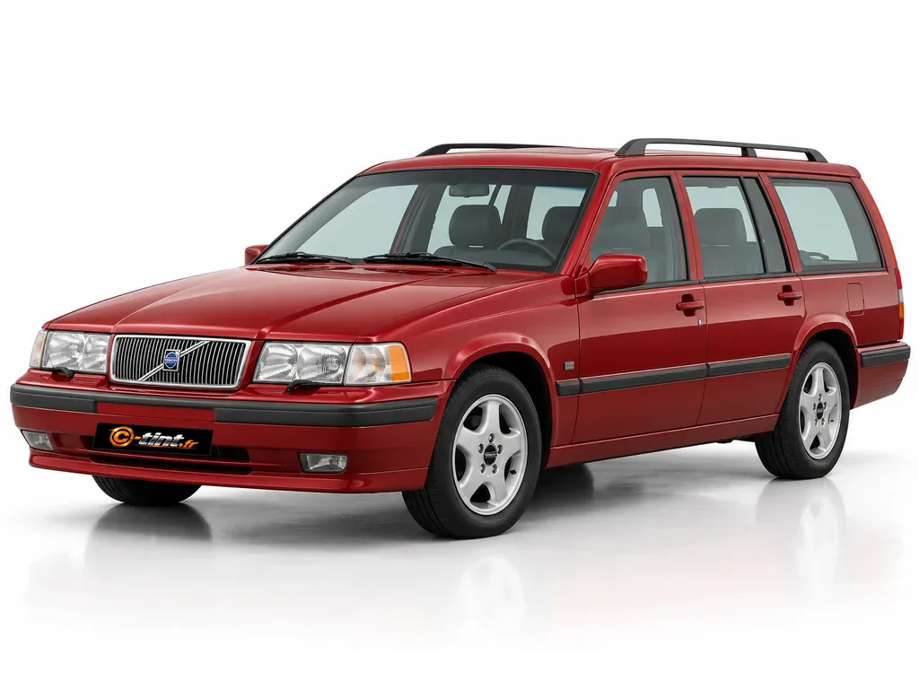 Volvo V90 Génération 1 — Break · Break · 5 portes — vue trois-quarts avant vers la gauche